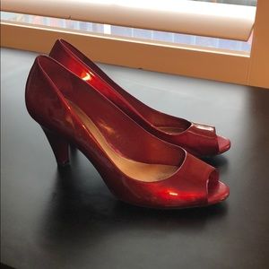 🐣🐰 Beautiful Ruby Red Heels